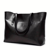 Emilia Martha | Essential Elegant Handbag
