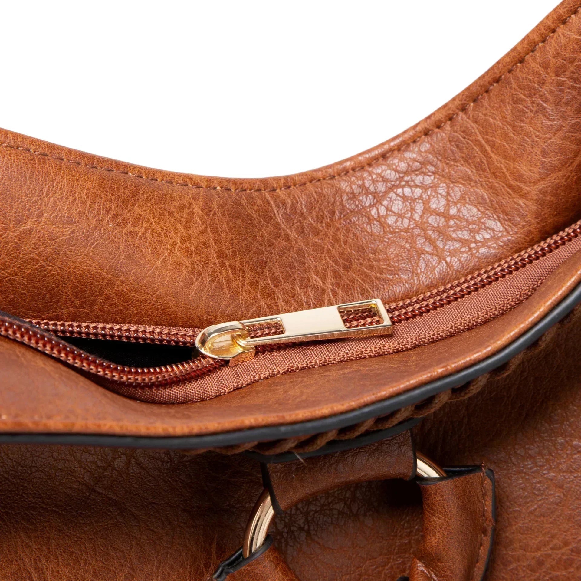 Emilia Paula | Timeless Leather Bag