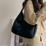 Emilia Rose | Refined Shoulder Bag