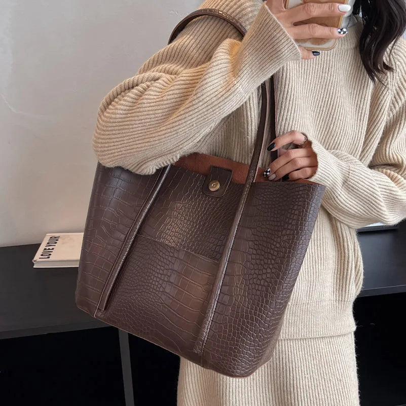 Hannah Paula | Refined Shoulder Bag