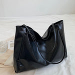 Lena Paula | Glossy Leather Bag