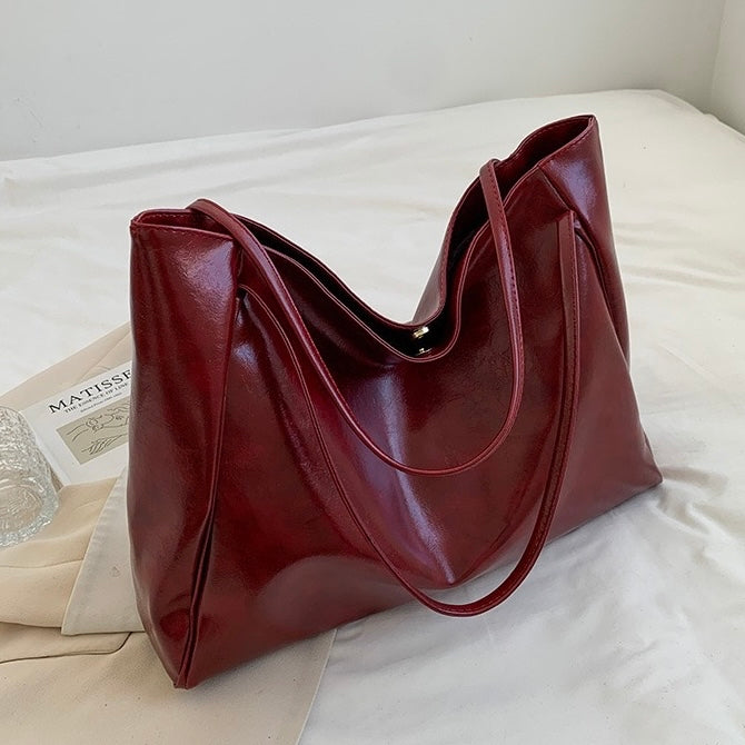 Lena Paula | Glossy Leather Bag