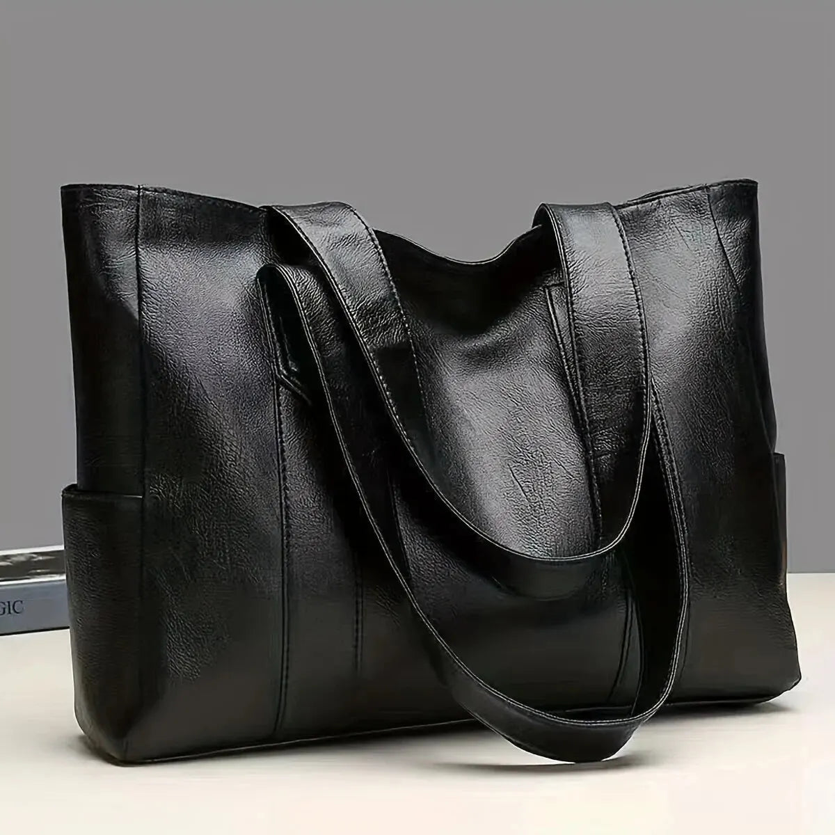 Malou | Classic Bag with Timeless Elegance