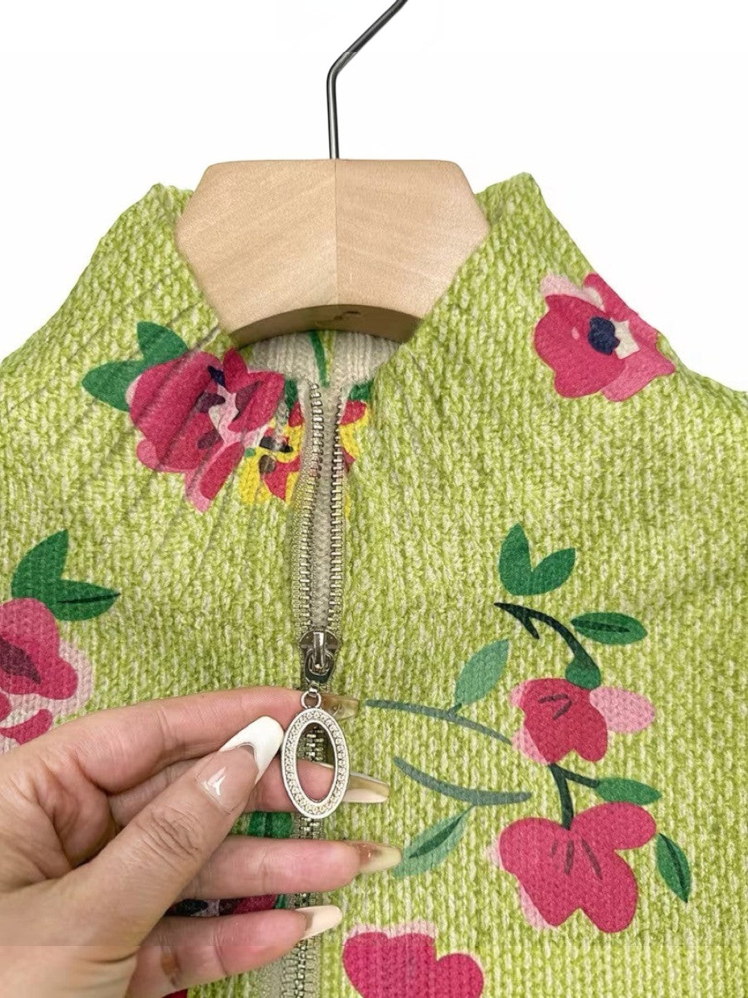 Elke | Green Cardigan with Floral Pattern