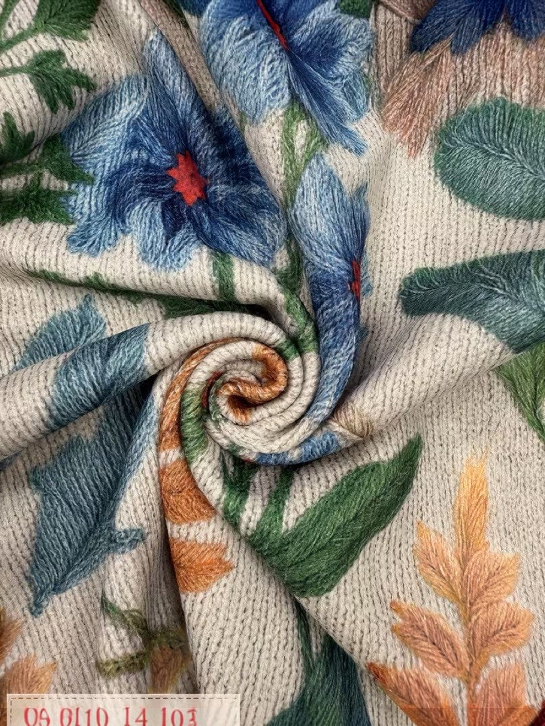 Birgit | Cardigan with Botanical Floral Pattern